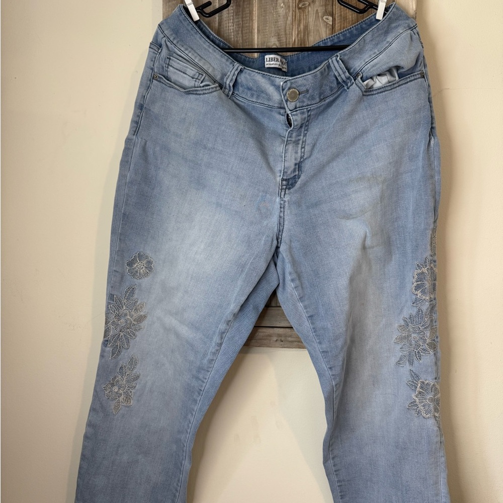 Women's Liberation Light Blue jeans  Floral Embroidered Jeans 16 w